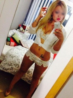 JF blonde du 59 recherche son plan cul régulier