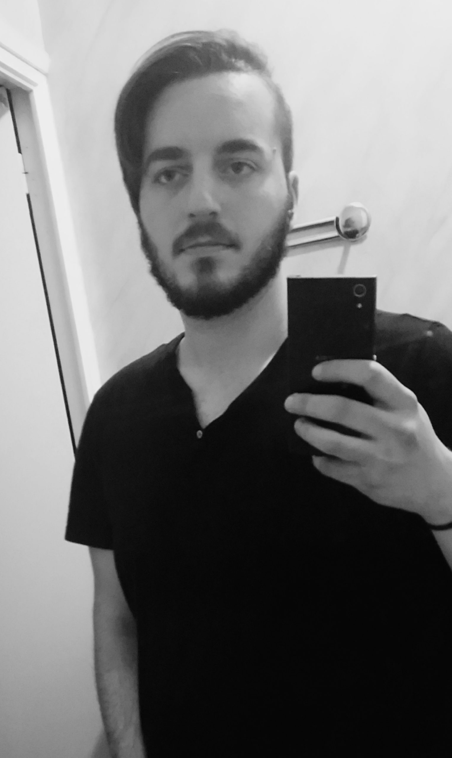 Recherche jeune femme tres gourmande