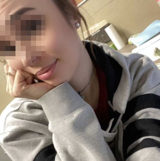 Fille sexy et tendre, sexe rasé, pour rencontre sexe cool